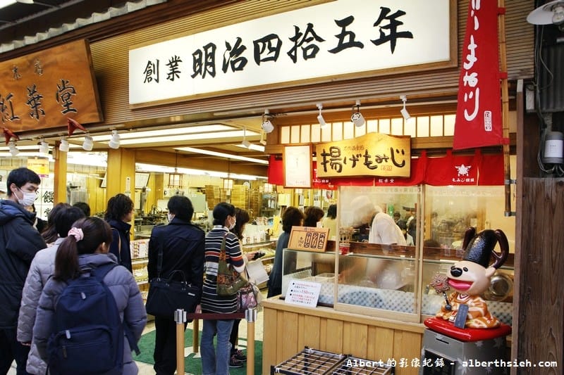廣島宮島美食．牡蠣、紅葉饅頭、星鰻包、炸海鮮腸（表參道美食總整理）