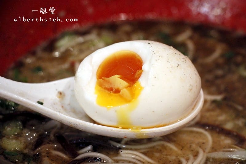 博多一風堂．廣島本通美食（小菜中的辣醬菜、辣豆苗超好吃）