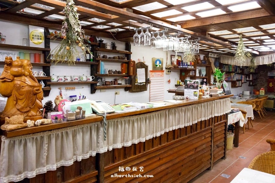 苗栗三義住宿．福田瓦舍（山中的綠蔭小屋，讓你可以放鬆的民宿）