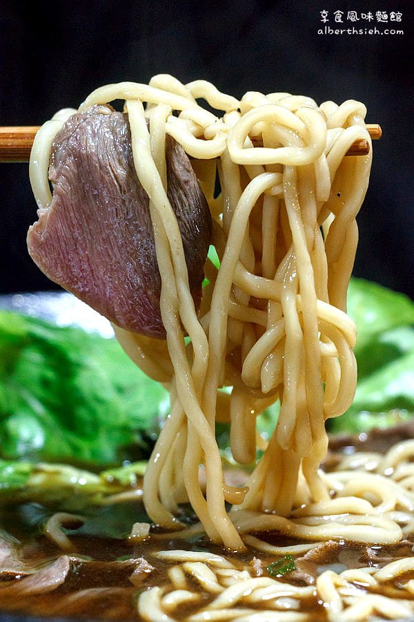 桃園區.享食風味麵館(麻辣生牛肉川燙麵很Q彈脆嫩好吃)已搬家 - 第16張圖 桃園區.享食風味麵館(麻辣生牛肉川燙麵很Q彈脆嫩好吃)已搬家