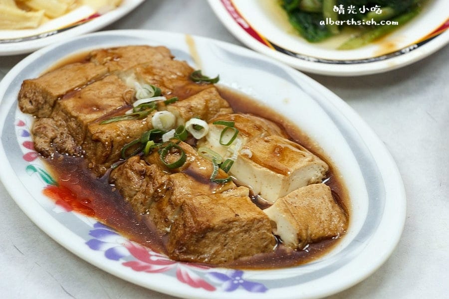 晴光小吃．新北市林口必吃美食（赤肉羹好吃而且可以吃到肉的甜味）