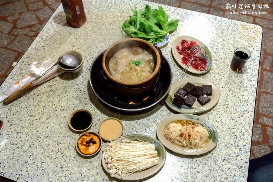 霸味食補薑母鴨．桃園南崁美食（湯頭鮮美冬天美味聚餐的好去處）