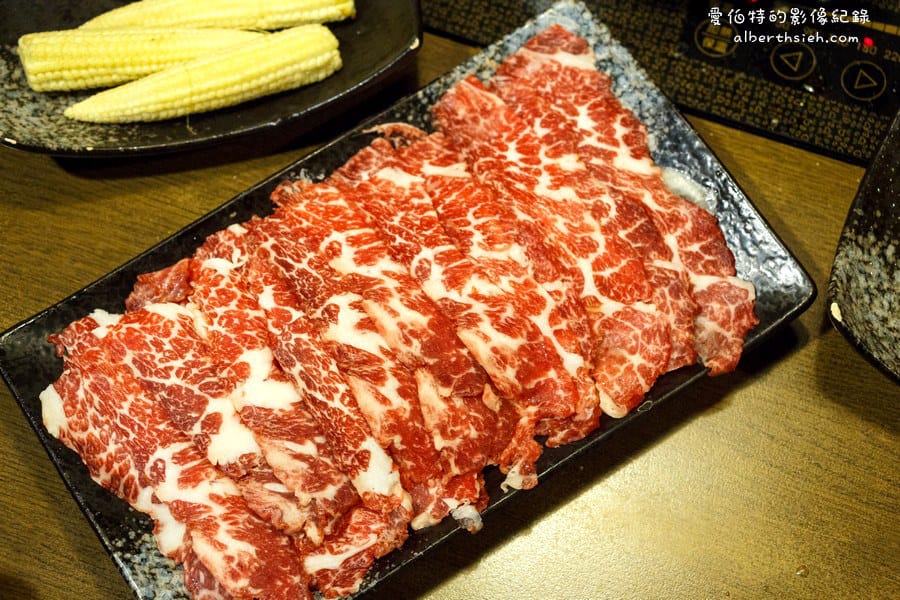 新北市永和．京宴屋（從金門空運來台的酒糟溫體牛肉火鍋料理）
