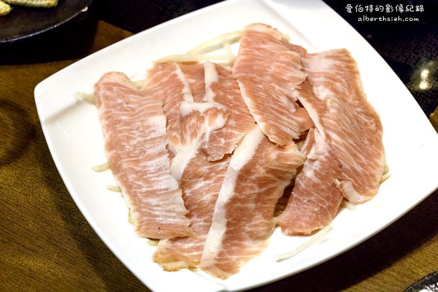 新北市永和．京宴屋（從金門空運來台的酒糟溫體牛肉火鍋料理）