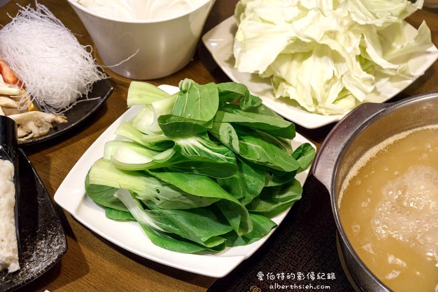 新北市永和．京宴屋（從金門空運來台的酒糟溫體牛肉火鍋料理）