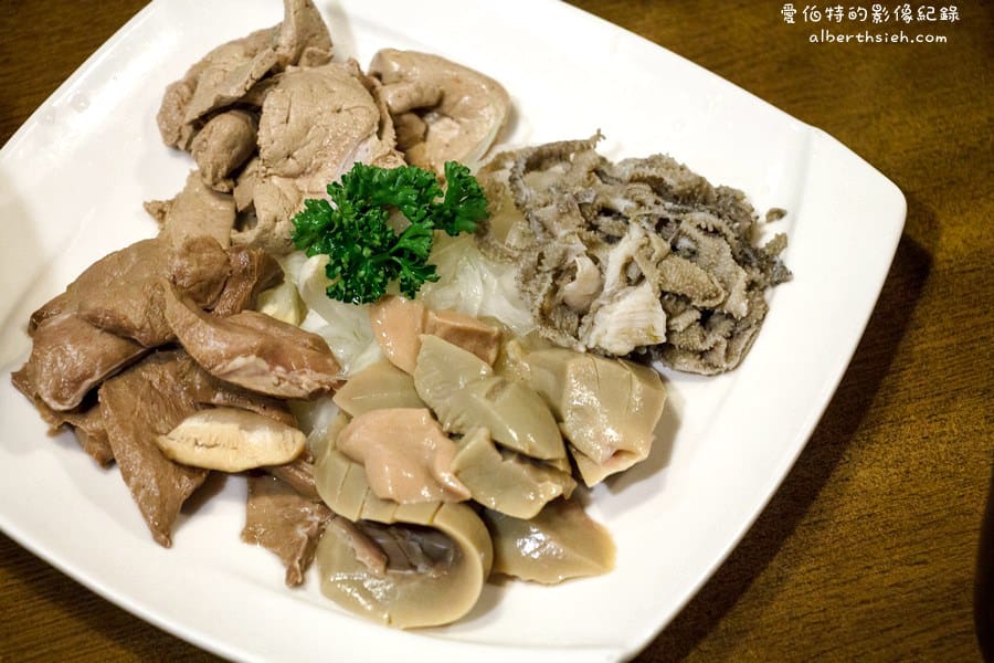 新北市永和．京宴屋（從金門空運來台的酒糟溫體牛肉火鍋料理）