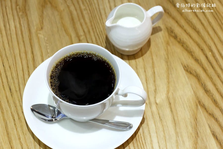台北中山.Jumane Cafe’ 佐曼咖啡館(早午餐之旅法式歐蕾吐司外酥內軟好吃) - 第7張圖 台北中山.Jumane Cafe’ 佐曼咖啡館(早午餐之旅法式歐蕾吐司外酥內軟好吃)