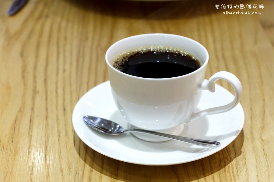 台北中山.Jumane Cafe’ 佐曼咖啡館(早午餐之旅法式歐蕾吐司外酥內軟好吃) - 第6張圖 台北中山.Jumane Cafe’ 佐曼咖啡館(早午餐之旅法式歐蕾吐司外酥內軟好吃)