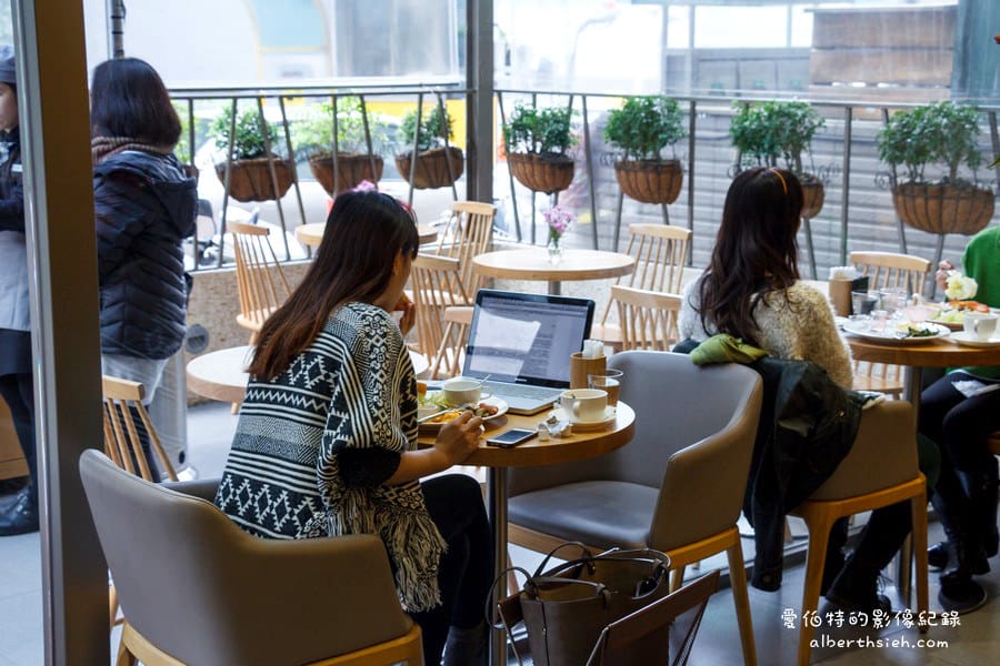 台北中山.Jumane Cafe’ 佐曼咖啡館(早午餐之旅法式歐蕾吐司外酥內軟好吃) - 第23張圖 台北中山.Jumane Cafe’ 佐曼咖啡館(早午餐之旅法式歐蕾吐司外酥內軟好吃)