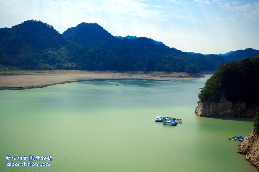 石門水庫阿姆坪土地公廟&夢幻草原．桃園大溪景點（鬧水荒造成水位見底才能看見的奇景）