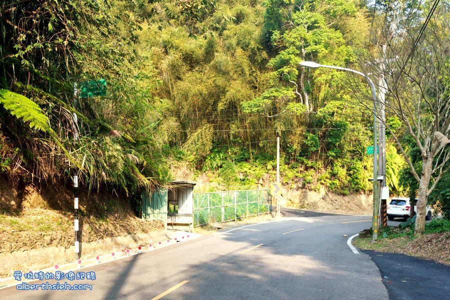 石門水庫阿姆坪土地公廟&夢幻草原．桃園大溪景點（鬧水荒造成水位見底才能看見的奇景）