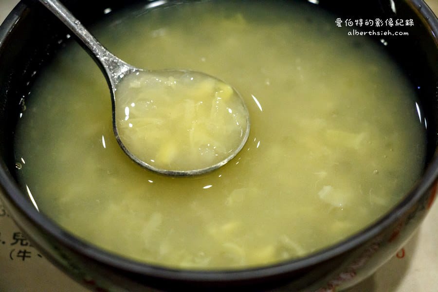 頂湯涮涮鍋跳蝦活蟹．桃園龜山美食（主打海鮮有生魚片料理的火鍋店）