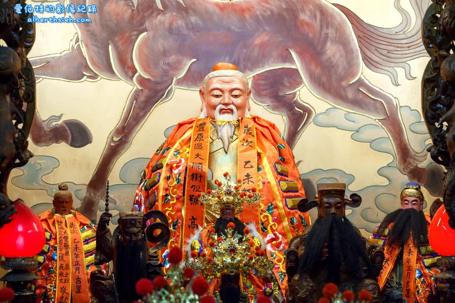 台中豐原．慈濟宮&廟東夜市小吃總整理（燒香祈福美食用餐一舉兩得）
