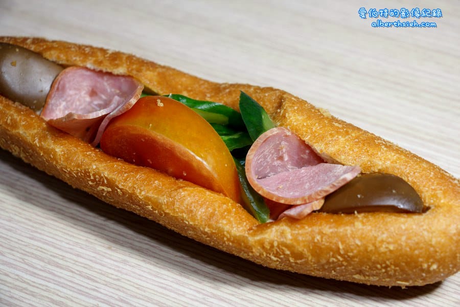桃園龜山．九如營養三明治（香酥軟嫩讓你一口接一口的美味點心）