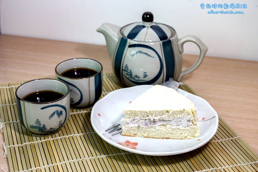 焦糖小點烘焙坊．桃園區美食（輕柔紮實的牛奶芋頭蛋糕）