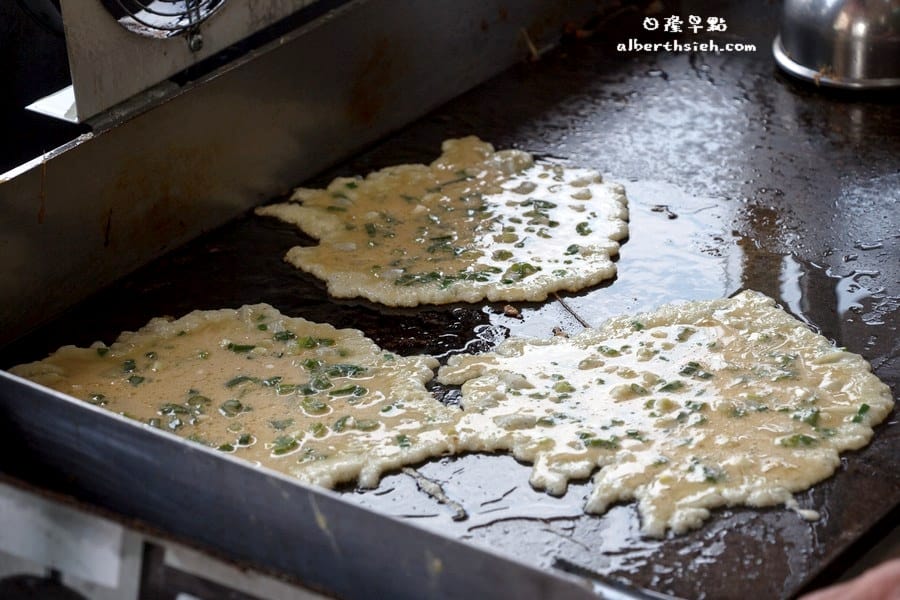日隆早點.桃園區美食(古早味粉漿蛋餅,充滿青蔥香軟綿的口感好吃) - 第6張圖 日隆早點.桃園區美食(古早味粉漿蛋餅,充滿青蔥香軟綿的口感好吃)