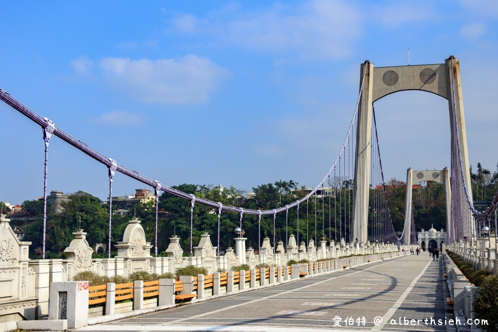 大溪橋/大溪景觀電梯．桃園約會景點（大溪老街相仿的巴洛克浪漫建築，夜景打光超美媲美藍眼淚） @愛伯特