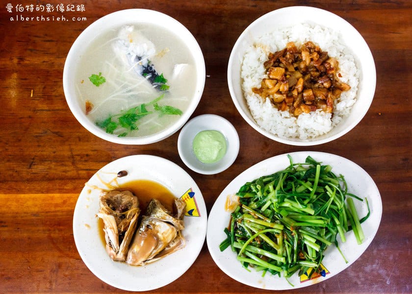 新北市新莊．魯肉發無刺虱目魚粥（新鮮肥美的魚肚湯）