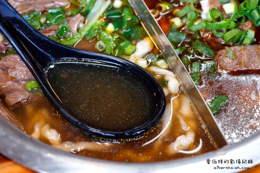 聞香坊.桃園龜山美食(清燉牛肉麵有著清香的中藥味很香醇順口) - 第11張圖 聞香坊.桃園龜山美食(清燉牛肉麵有著清香的中藥味很香醇順口)