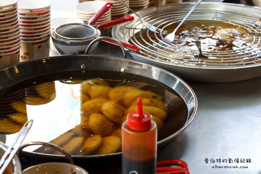 陳師兄素肉圓．桃園大溪美食（外皮Q彈甜醬料的好吃肉圓）