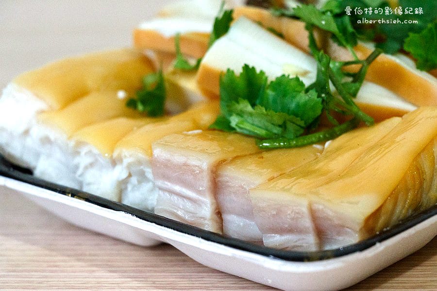 深澳鯊魚煙大王．桃園龜山美食（營盛黃昏市場中的新鮮品質佳又好吃的鯊魚烟）