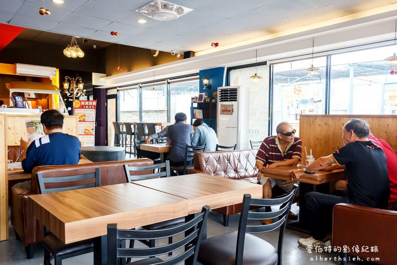 新竹市.BOSS COFFEE (湳雅店)(百元有找的平價午茶店) - 第18張圖 新竹市.BOSS COFFEE (湳雅店)(百元有找的平價午茶店)