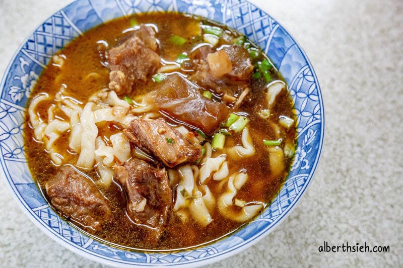 台灣美食．牛肉麵總整理（台式、紅燒、清燉）