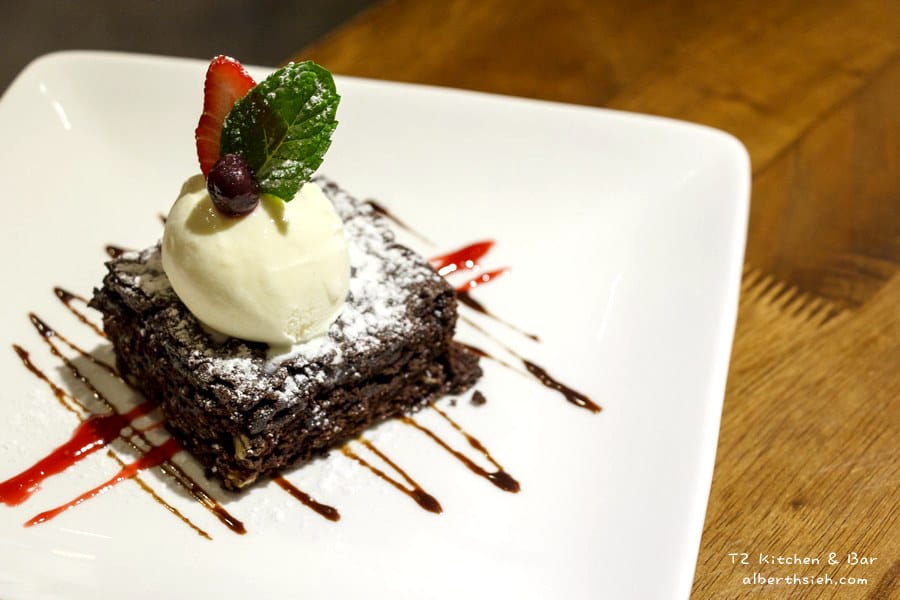 T2 Kitchen & Bar 美式餐廳．桃園區美食（充滿活力，氣氛佳，餐點好吃）