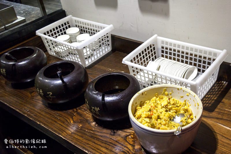 新竹市．四川段純貞牛肉麵（獨特的四川麻辣湯頭口感）