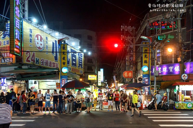 桃園觀光夜市(臭狀元麻辣臭豆腐、烤馬鈴薯、嘉義順蚵仔煎花枝羹、真功夫有一腿雞腿捲、豪記無骨戰鬥雞) - 第2張圖 桃園觀光夜市(臭狀元麻辣臭豆腐、烤馬鈴薯、嘉義順蚵仔煎花枝羹、真功夫有一腿雞腿捲、豪記無骨戰鬥雞)