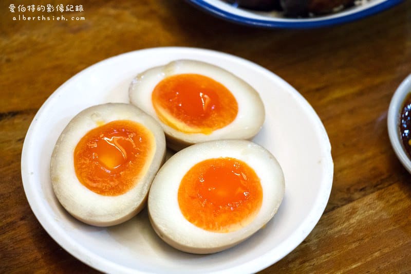 新竹竹北．十一街麵食館（特別的葫瓜水餃，口感清爽好吃）