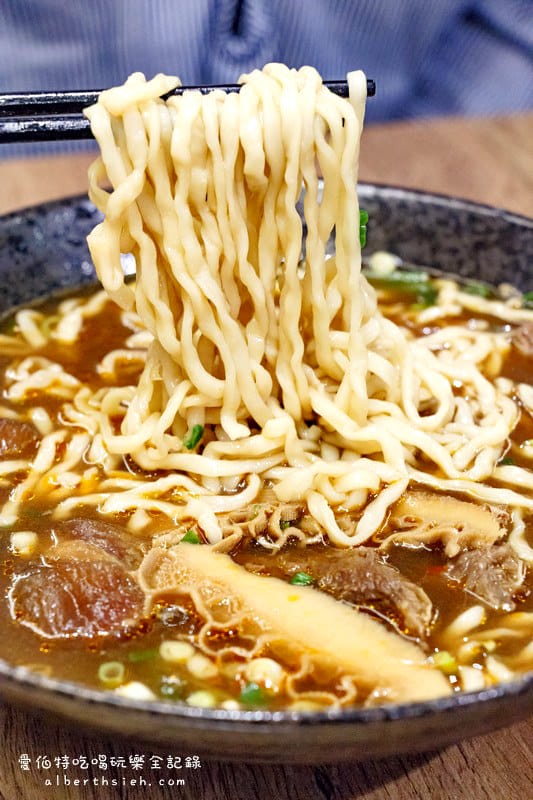 [已歇業]桃園蘆竹．食本味港式點心牛肉麵（混搭風雙重選擇雙重滿足）