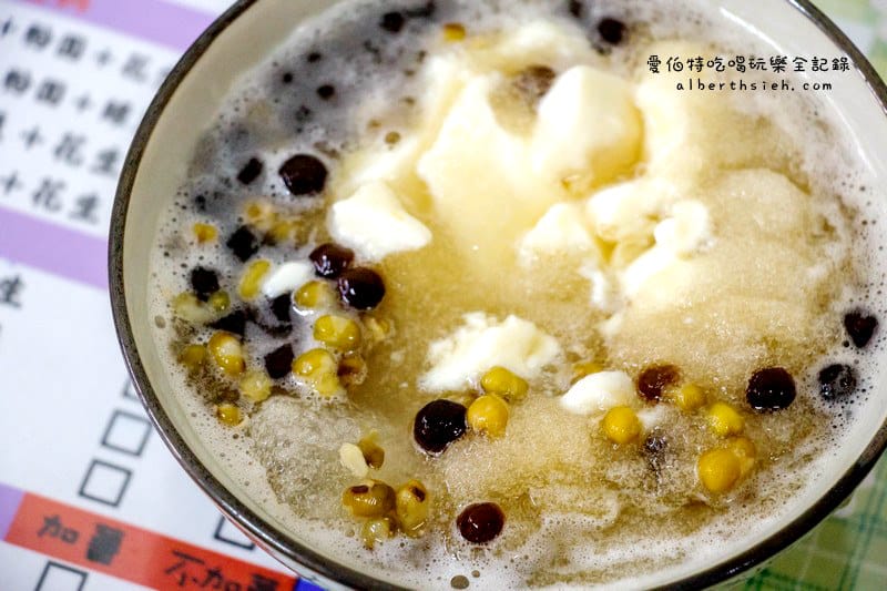宜蘭市．王品豆花（開水製冰的消暑綿密豆花）