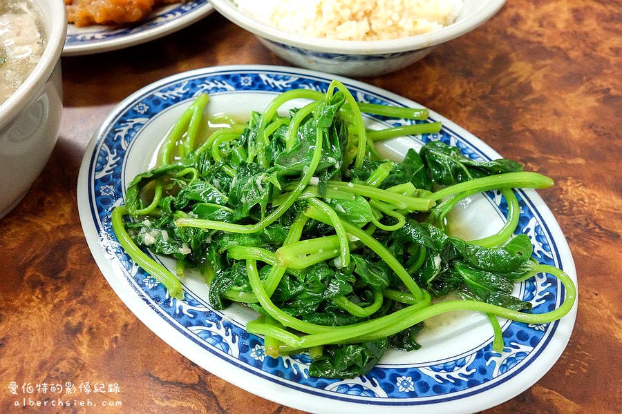 現做赤肉焿．桃園區美食（24H營業滷排骨超大塊）