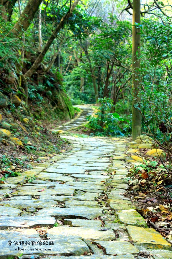 桃園大溪．齋明寺&古道（清靜莊嚴的三級古蹟古老佛寺）