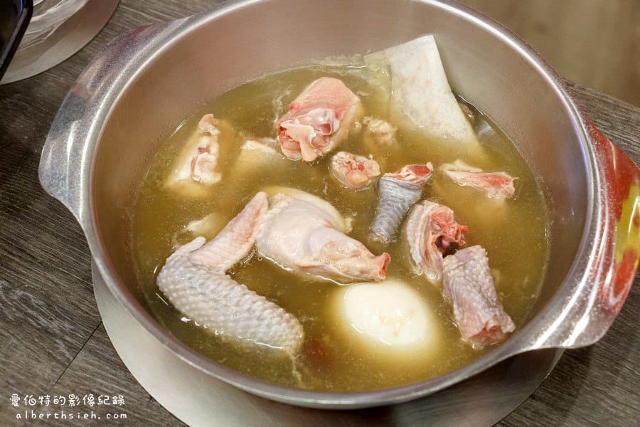 大母雞創意燉鍋．桃園中壢美食（一個人也能食補的中藥養生小火鍋）