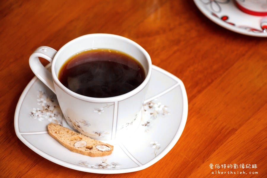 At CAFE．桃園中壢下午茶（享用輕食悠閒放鬆的咖啡館）