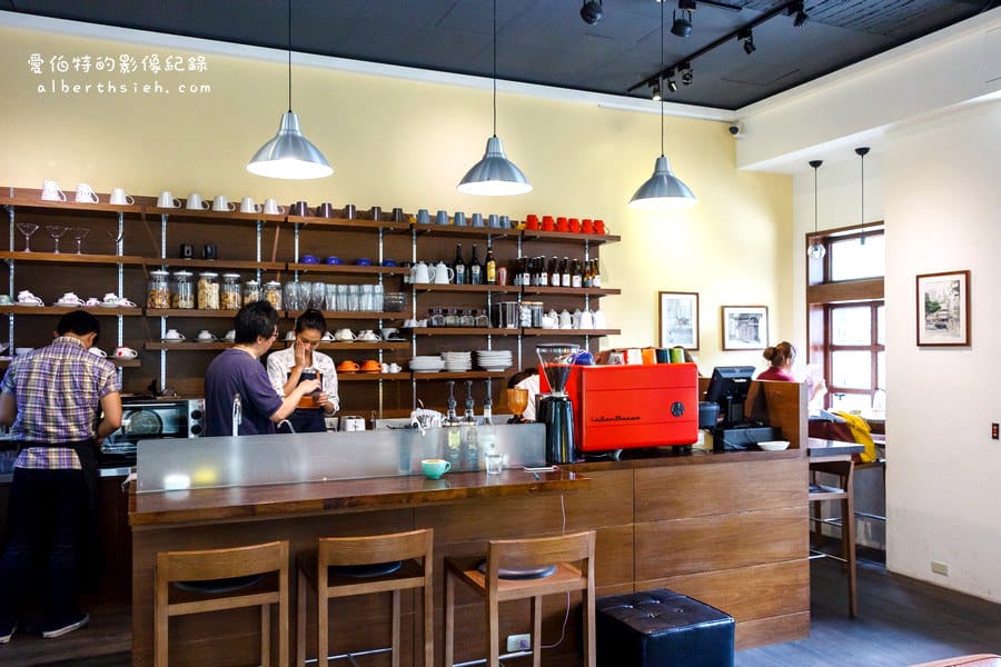 At CAFE．桃園中壢下午茶（享用輕食悠閒放鬆的咖啡館）