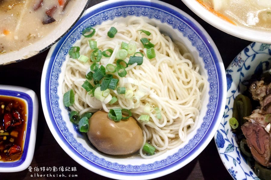 陸軍小館．桃園區美食（眷村懷念小吃麵食館）