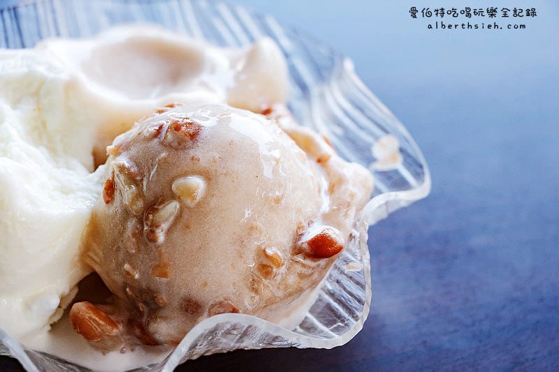 桃園中壢．榕樹下綿綿冰(原創始店)（真材實料口感細緻綿密）