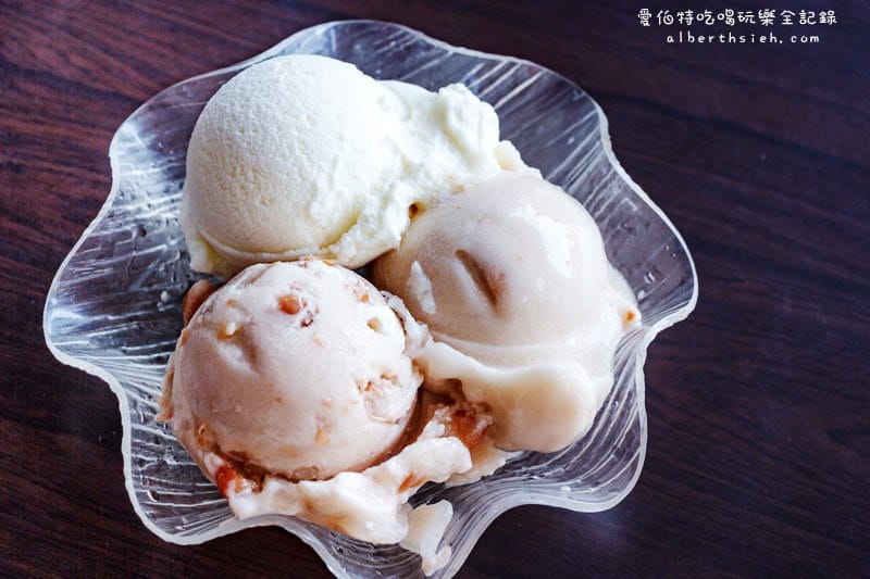 桃園中壢．榕樹下綿綿冰(原創始店)（真材實料口感細緻綿密）