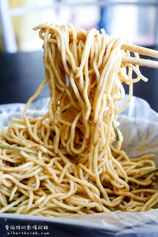 懷珍饌專業精緻涼麵．桃園美食（濃濃麻醬味和大蒜味的好吃涼麵）