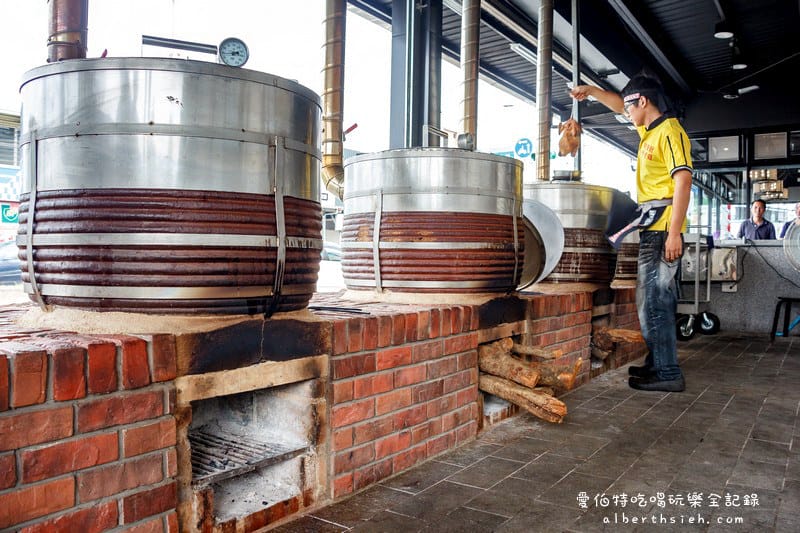 好漢莊甕子雞．桃園中壢美食（香噴噴的武打黃金窯烤雞）