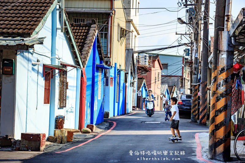 百米矮牆彩繪．桃園大溪景點（增加樣貌邀鄰里串門子）
