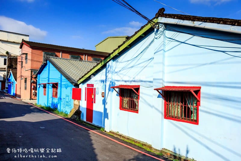 百米矮牆彩繪．桃園大溪景點（增加樣貌邀鄰里串門子）