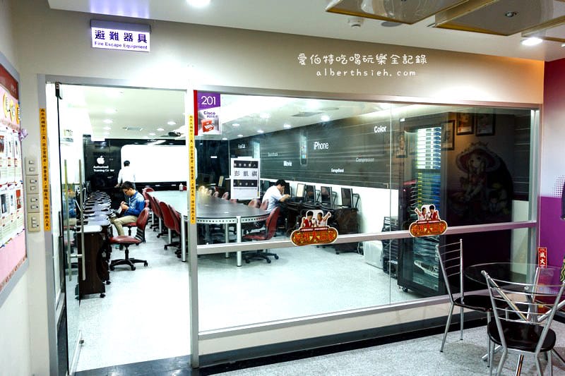 新竹市．巨匠電腦（擁有CISCO實戰設備的CCNA認證班）