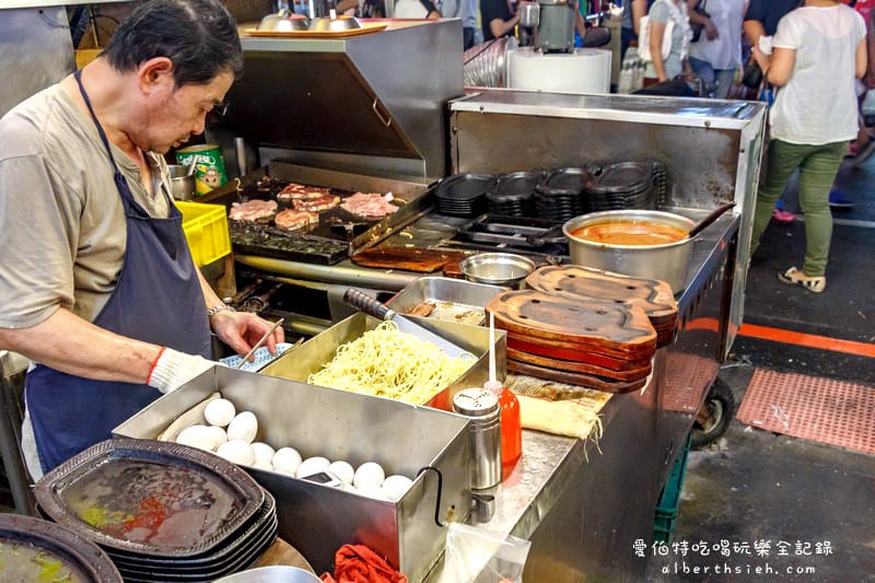 新北市板橋.湳雅夜市:小野牛牛排(平價牛排混搭麻油雞麵線) - 第17張圖 新北市板橋.湳雅夜市:小野牛牛排(平價牛排混搭麻油雞麵線)