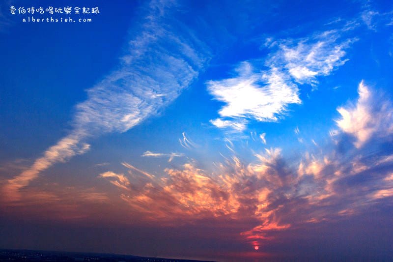 海灣星空．桃園蘆竹咖啡廳（180度景觀視野賞夕陽望海景看飛機）