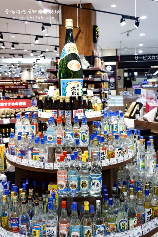 沖繩自駕自由行．永旺夢樂城AEON MALL（血拚購物新天堂吃喝玩樂隨你選）
