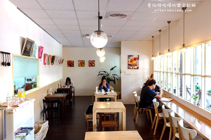 WOW比利時列日鬆餅工房．桃園大溪咖啡廳（老街內鬧中取靜，明亮舒適的環境）